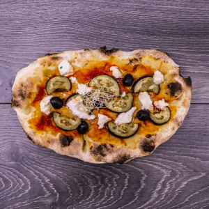 pinsa melanzane ricotta olive