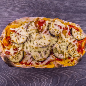 pinsa parmigiana mozzarella melanzane parmiggiano