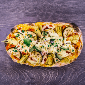 pinsa vegetale carciofi melanzane mozzarella zucchine