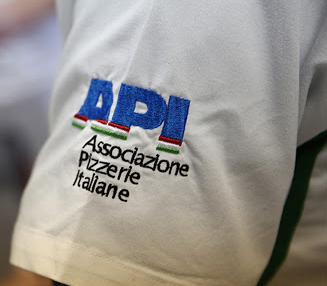 Corsi di Pizza di API – Associazione Pizzerie Italiane: Un’Opportunità per Diventare Maestri della Pizza